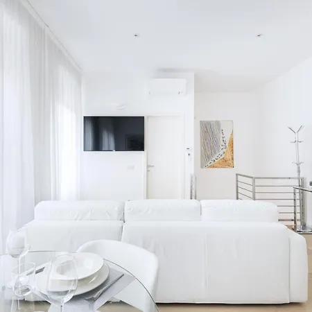 Appartement Easylife - Stupendo Duplex In Zona Cadorna/duomo *